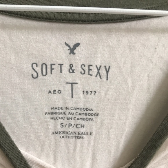 American Eagle Baseball T-shirt - Picture 2 of 2